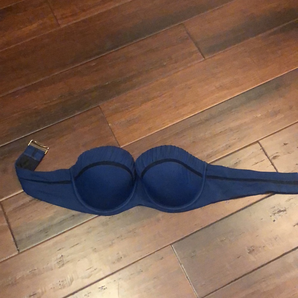 VS swim 38c swimsuit